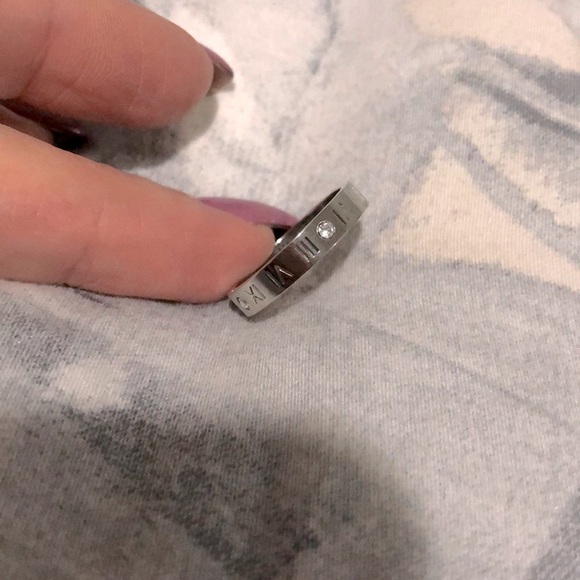 Silver Roman numeral ring - Picture 3 of 5